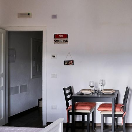 Eureka Room & Breakfast ปิเอตราเปอร์โตซา ภายนอก รูปภาพ
